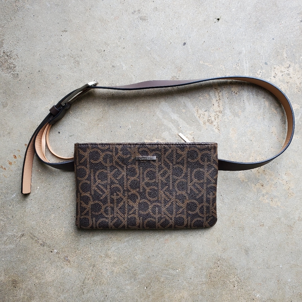 NWOT CALVIN KLEIN belt bag